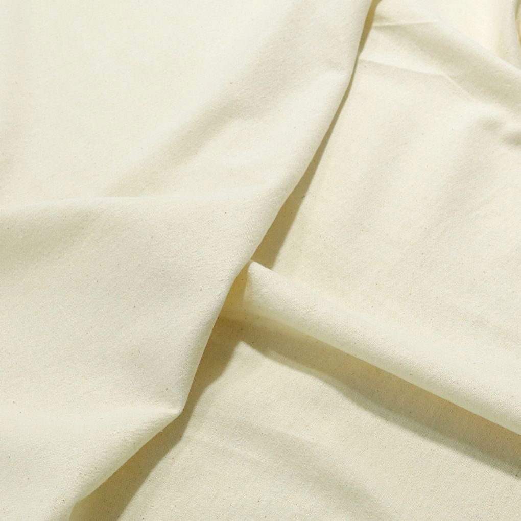 Schön weicher Baumwoll-Flanell angerauter Baumwollstoff Meterware - creme Schön weicher Baumwoll-Flanell angerauter Baumwollstoff Meterware - creme