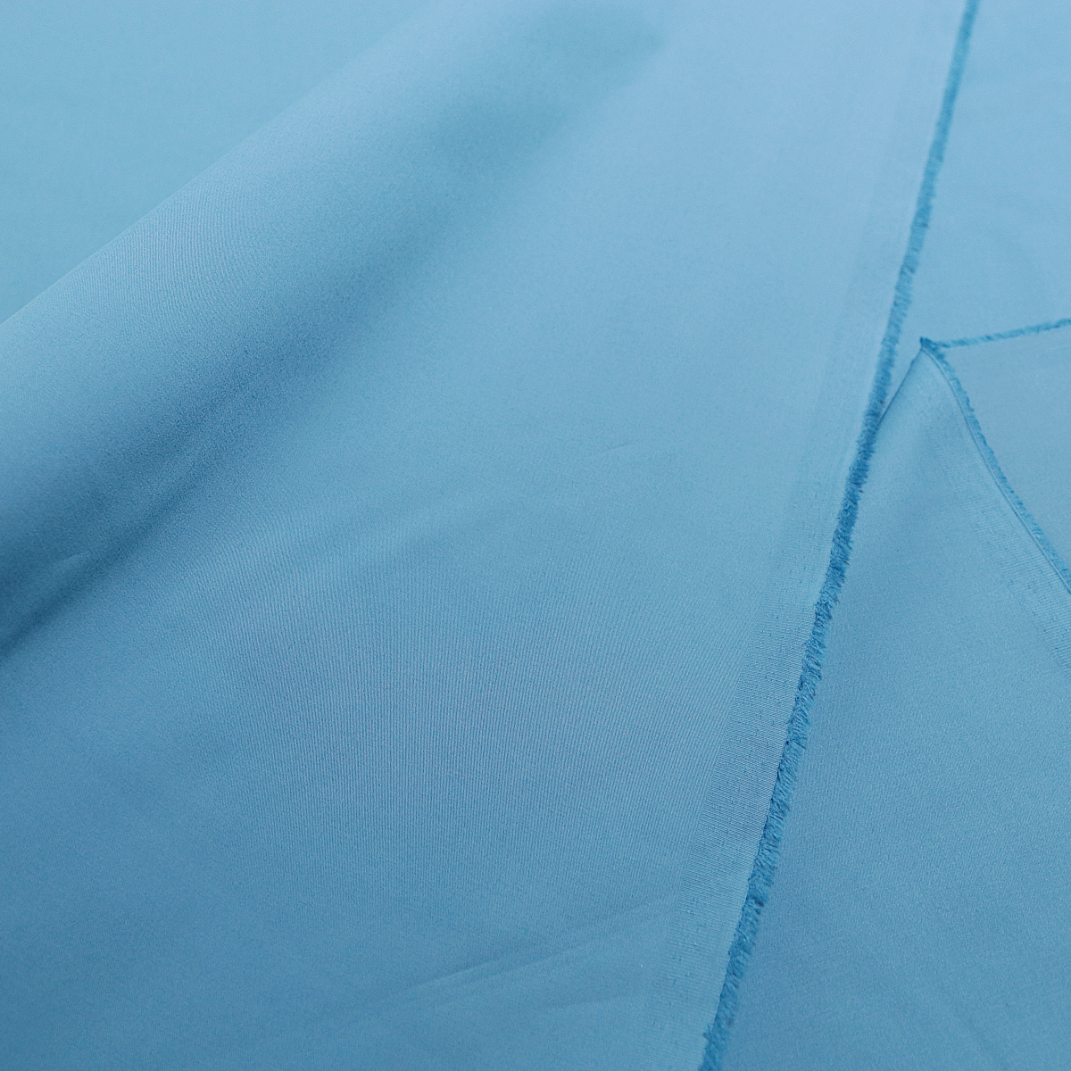 Robuster querelastischer Hosenstoff aus Baumwolle in Pool Blau für lockere Sommerhosen