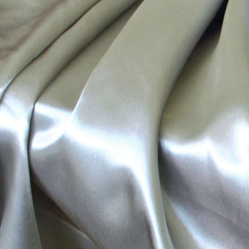 popup_images/shop_satin_dkl_silber_100130.jpg Glanz Satin Stoff Meterware als Gardinenstoff Kleiderstoff - Silber