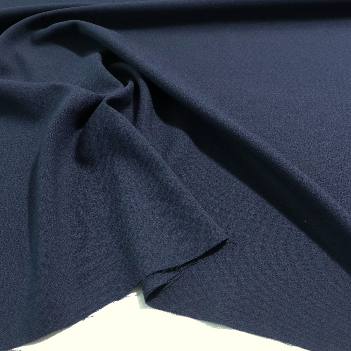 SEHR SELTENES Sakko Woll-Tuch Knitterfrei Stretch Stoff für Overall Meterware SEHR SELTENES Sakko Woll-Tuch Knitterfrei Stretch Stoff für Overall Meterware