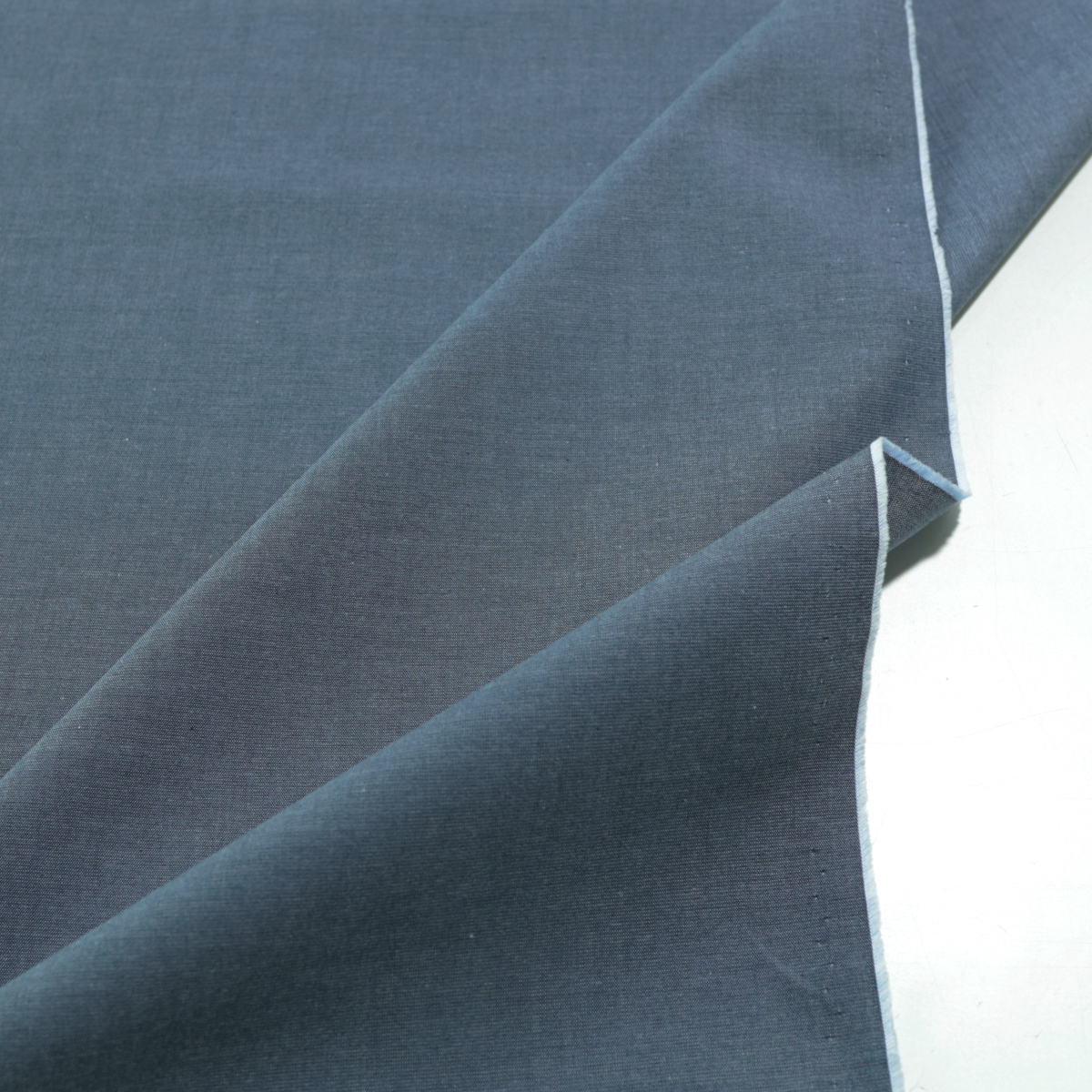 Denim Hemdenstoff in Blau Stoff für Hemden Blusen Shirts Baumwollstoff Meterware