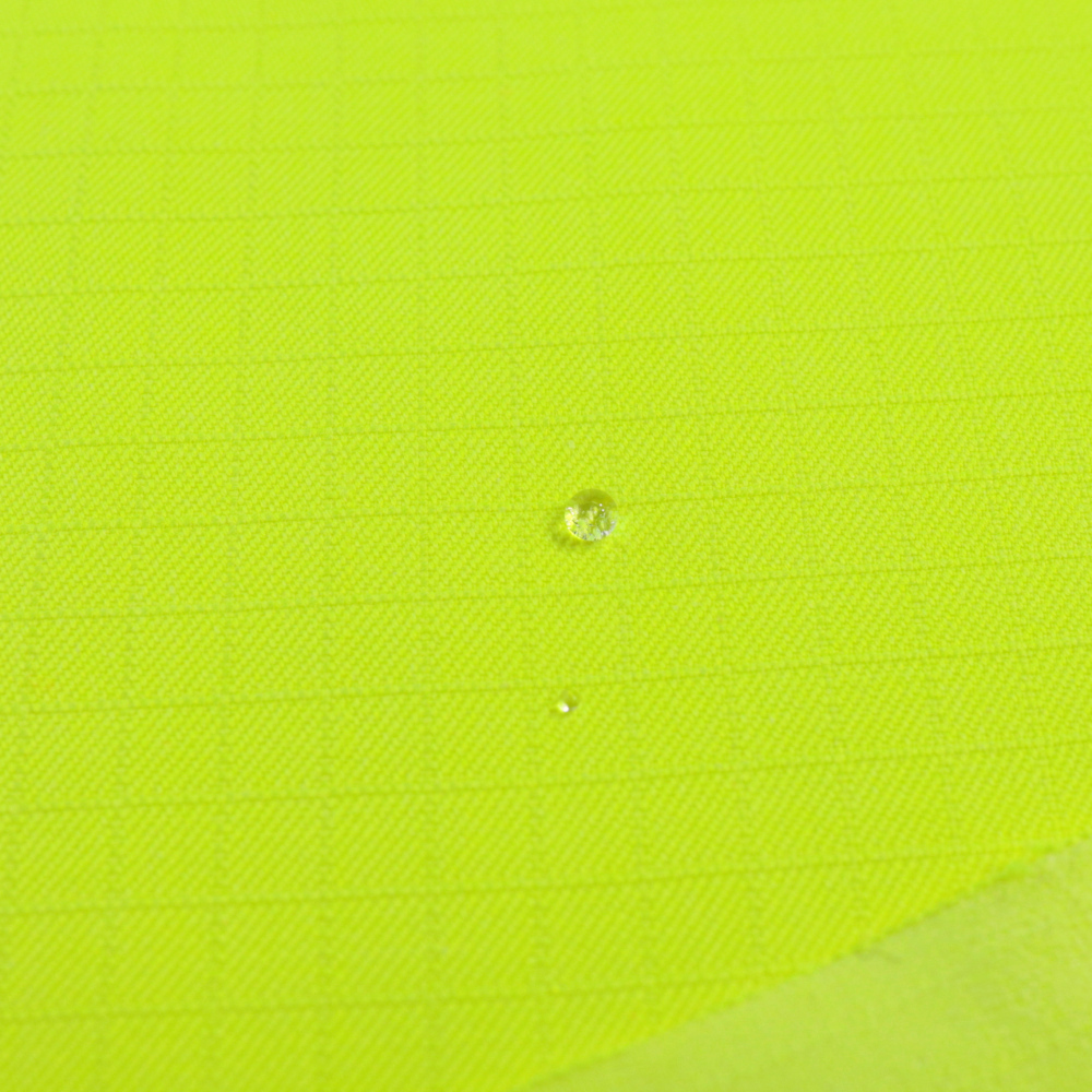 Wasserdichter Ripstop Outdoor Stoff für Regenjacken mit Ripstop Bindung