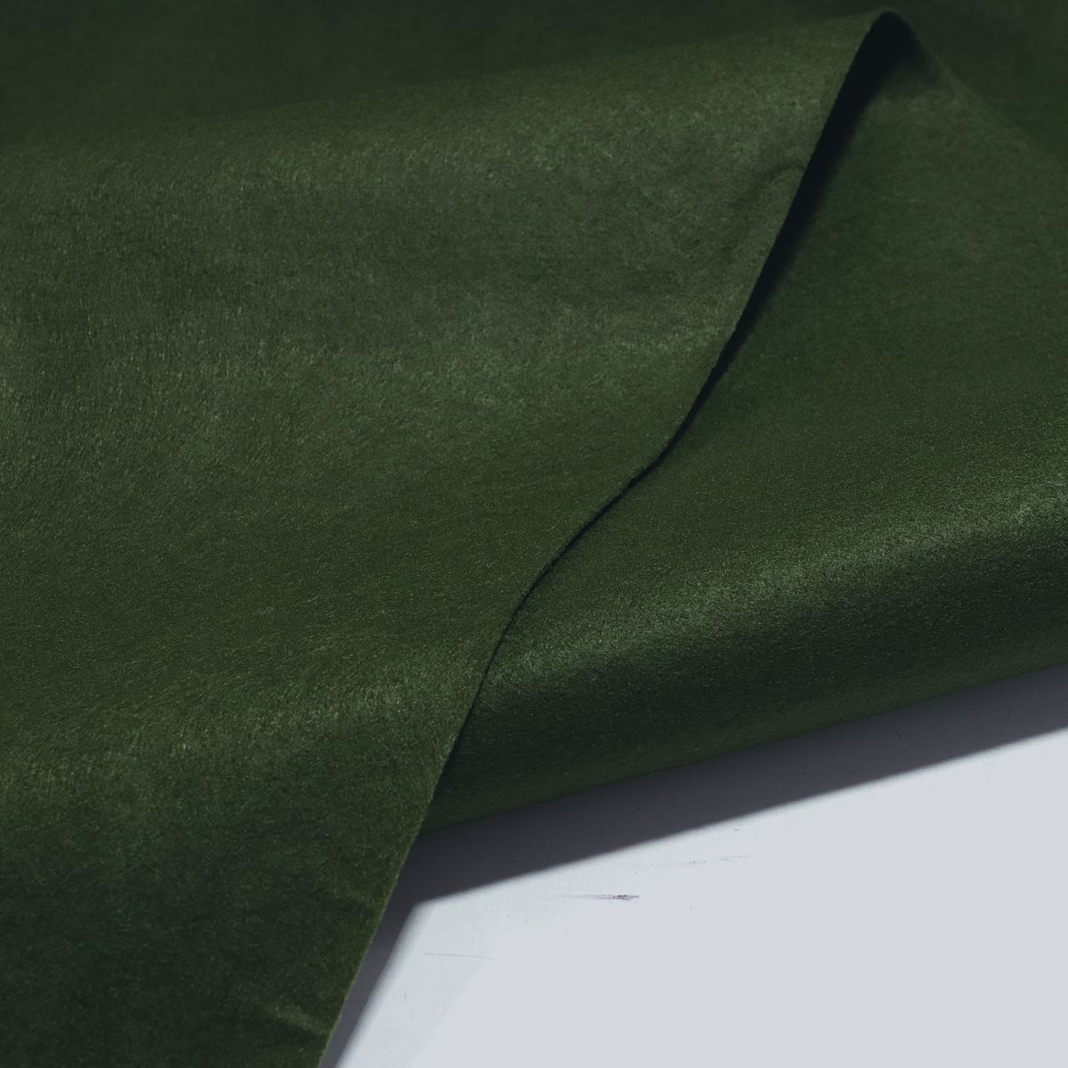 leichter Bastelfilz Filzstoff 1,5 mm dick Filzmatte Nadel-Filz Taschenfilz -  Loden Grün