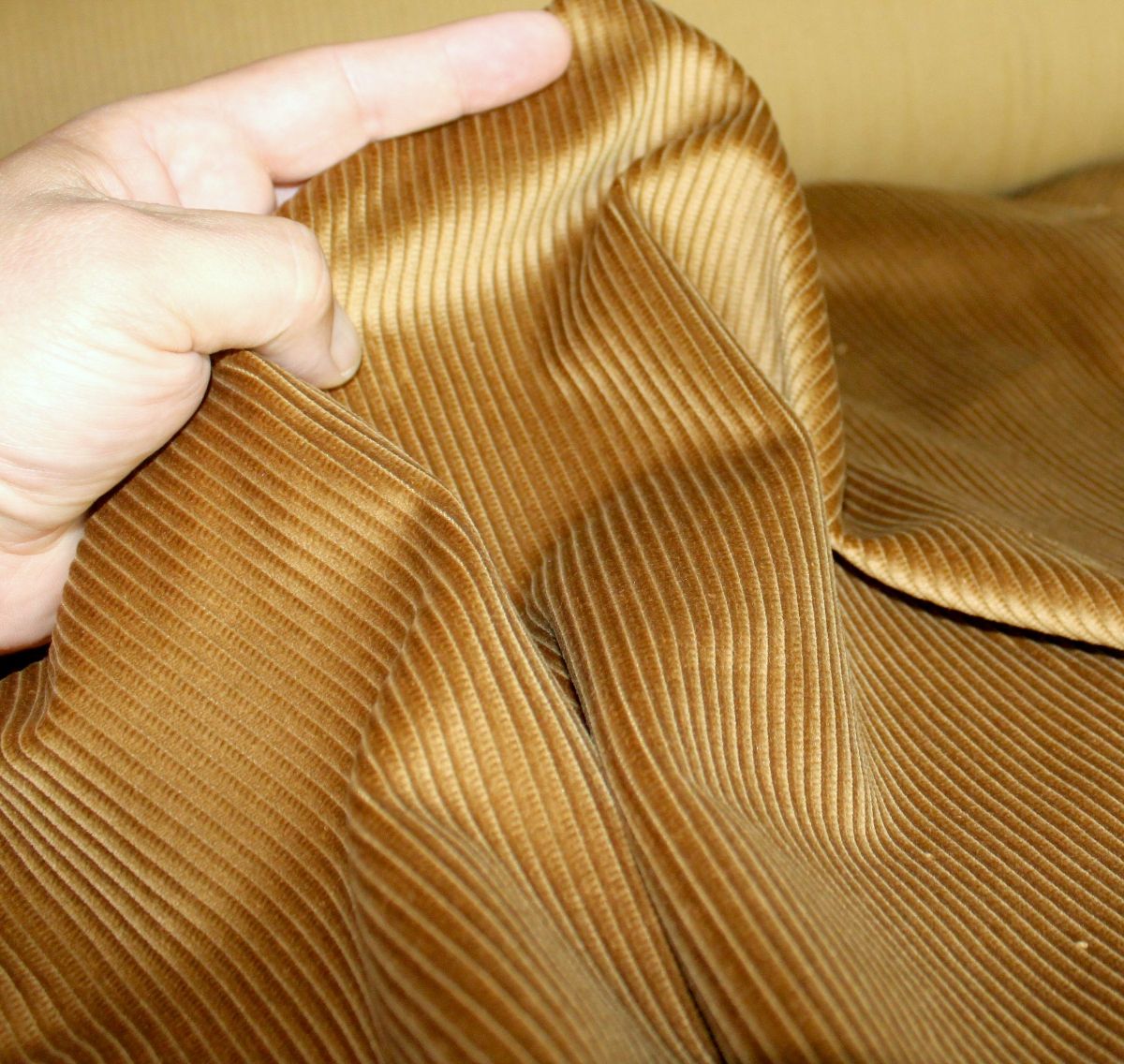 robuster Cord für Hose Jacke Rock weicher Baumwollstoff Cordstoff Meterware - gold ocker