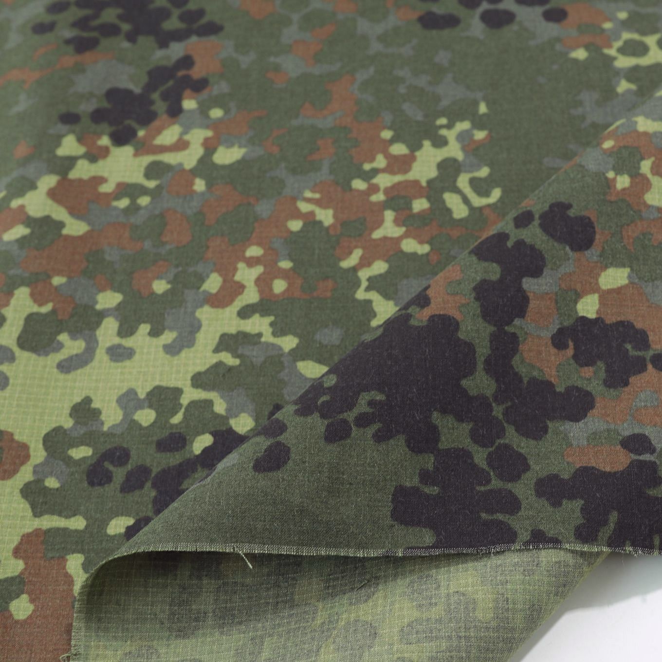 hitzebeständiger Bundeswehr Camouflage robuster Baumwoll-Stoff Armee Tarnstoff