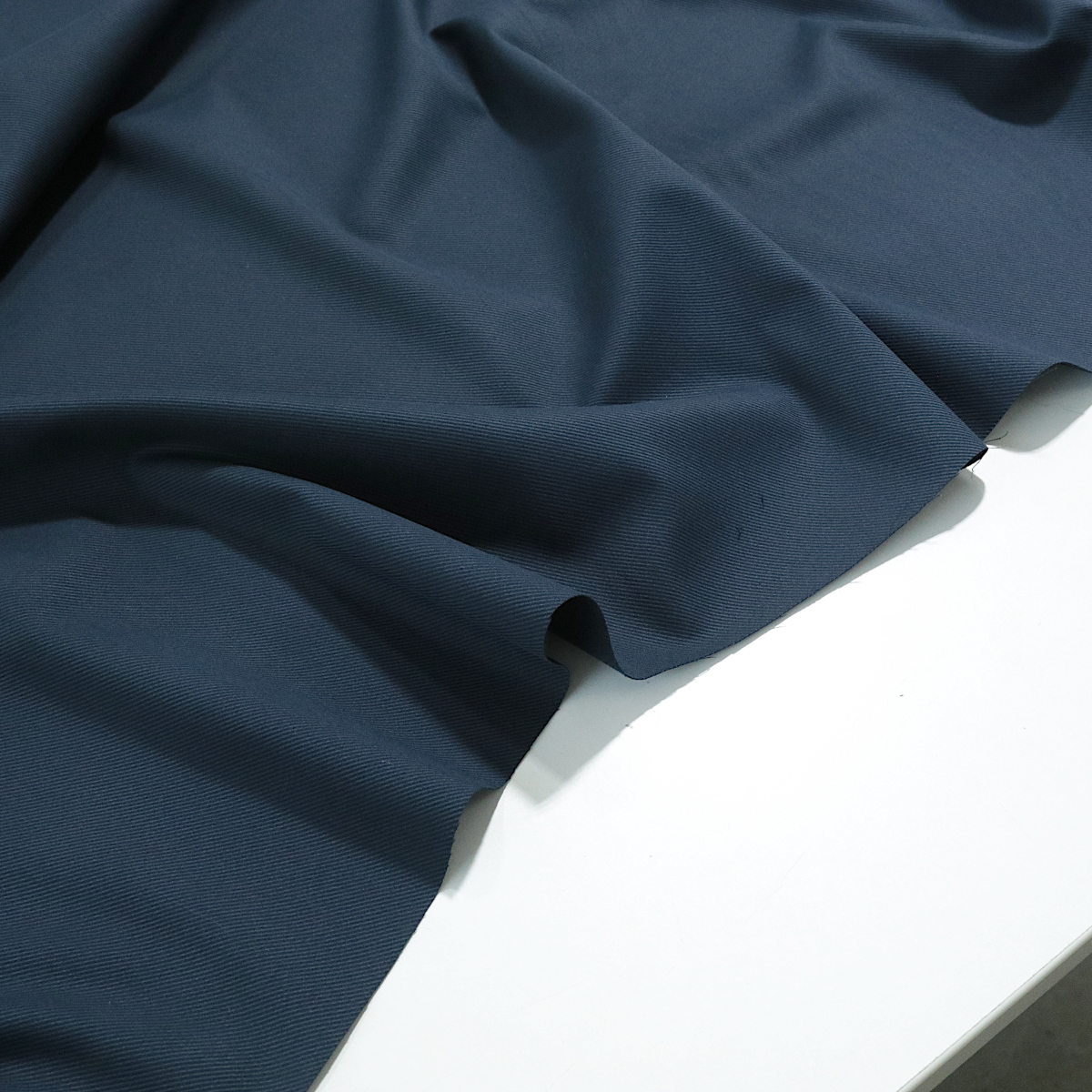 Leichter Baumwoll Canvas Polsterstoff in Marine jackenstoff Hosenstoff Meterware Leichter Baumwoll Canvas Polsterstoff in Marine jackenstoff Hosenstoff Meterware