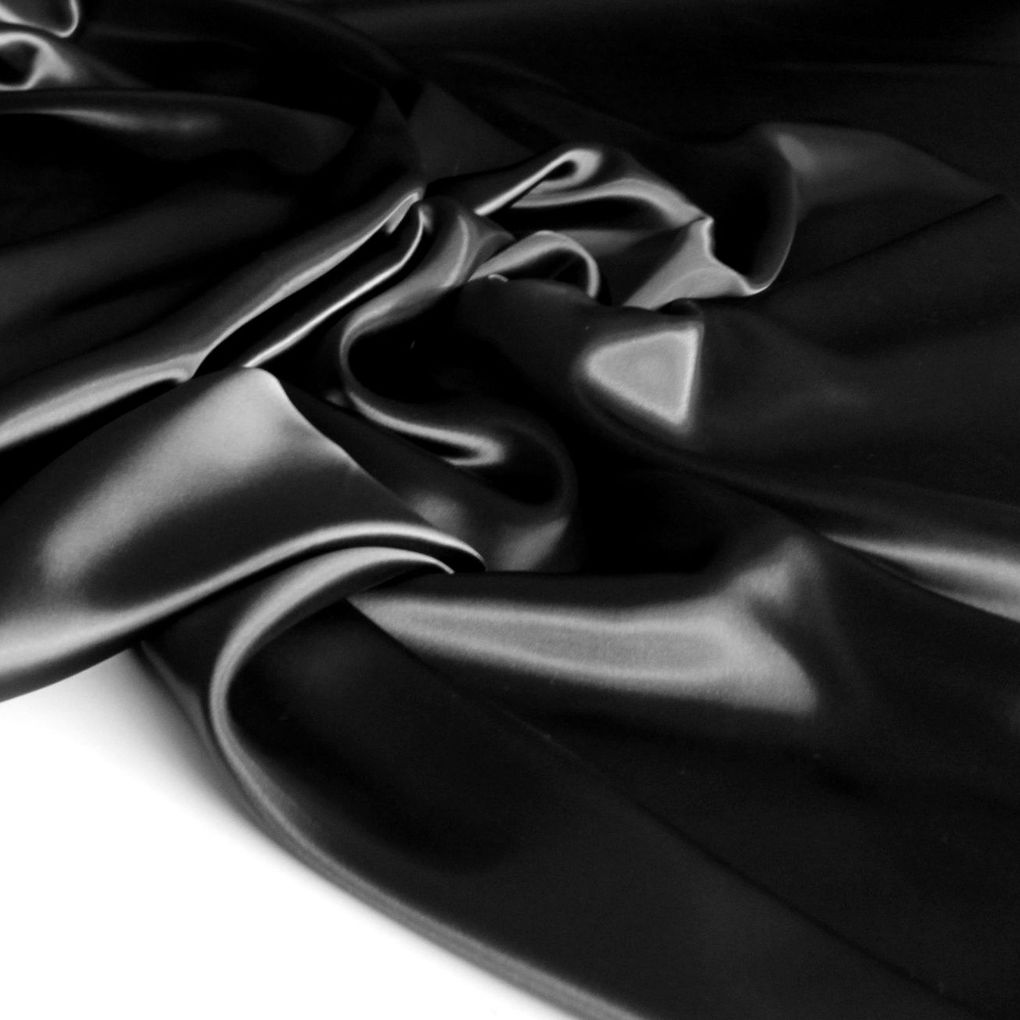 popup_images/schwarz-100124.jpg Glanz Satin Stoff Meterware als Gardinenstoff Kleiderstoff - Schwarz