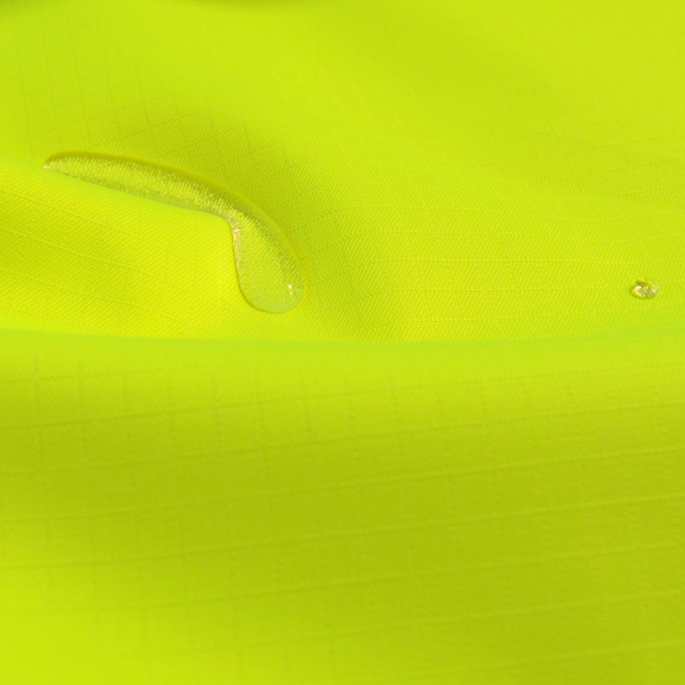 Wasserdichter Ripstop Outdoor Stoff für Regenjacken mit Ripstop Bindung
