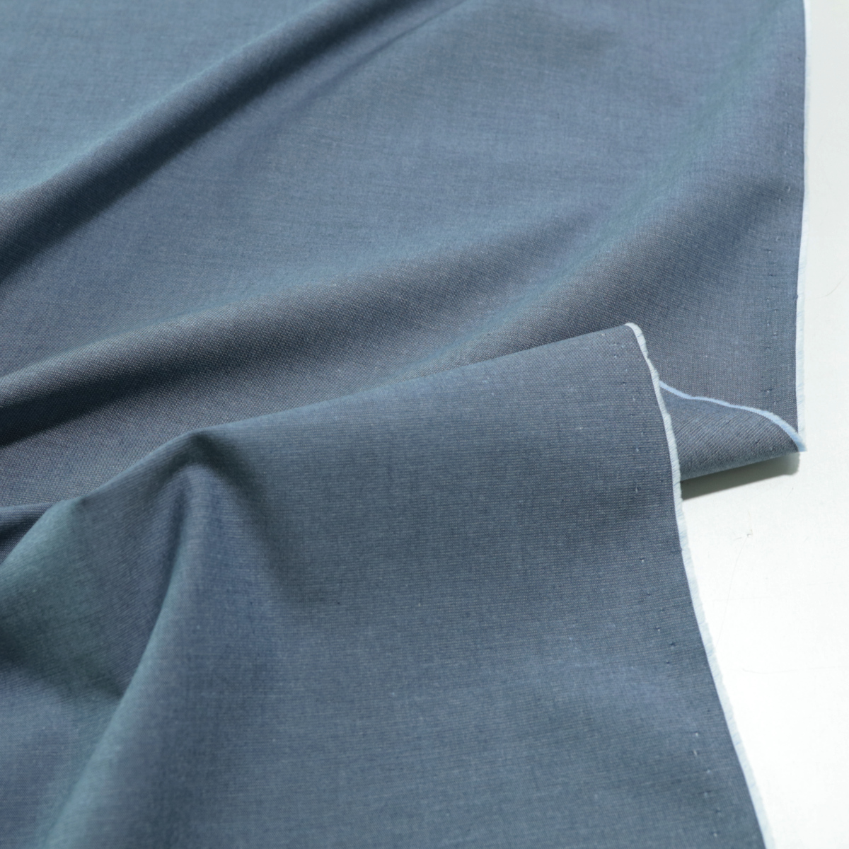 Denim Hemdenstoff in Blau Stoff für Hemden Blusen Shirts Baumwollstoff Meterware