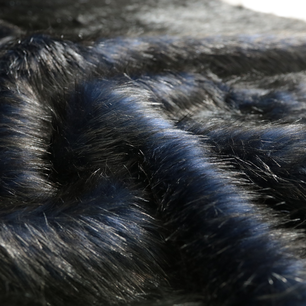 Weiches Zottel Kunstfell in Blau Schwarz Weiches Zottel Kunstfell in Blau Schwarz