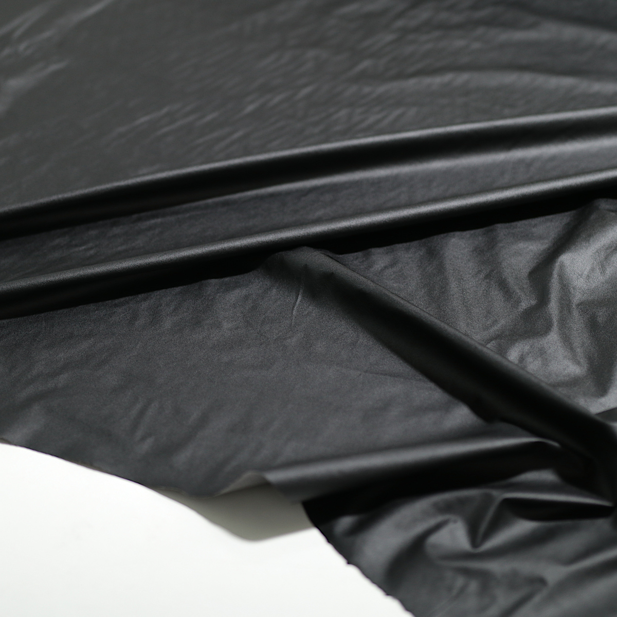 mattes Bekleidungsleder für Kleid Rock Hose leichter weicher Lederstoff - Schwarz mattes Bekleidungsleder für Kleid Rock Hose leichter weicher Lederstoff - Schwarz