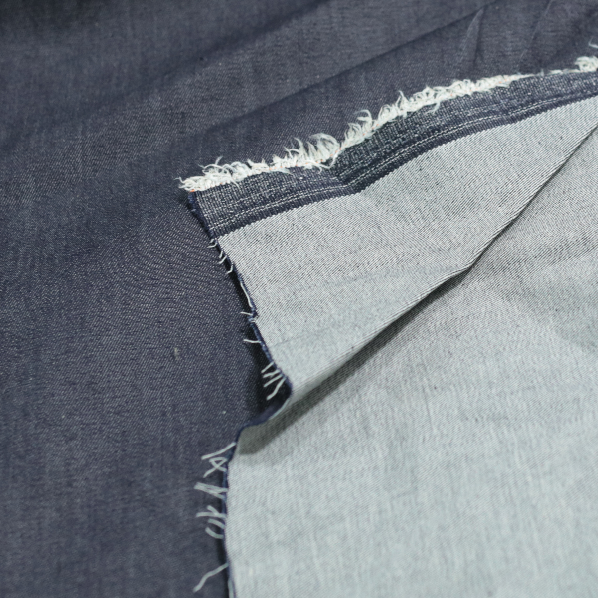 Sommer Jeansstoff mit Stretch für Jacke Hose Rock Kleid Baumwollstoff Meterware - Denim Blau