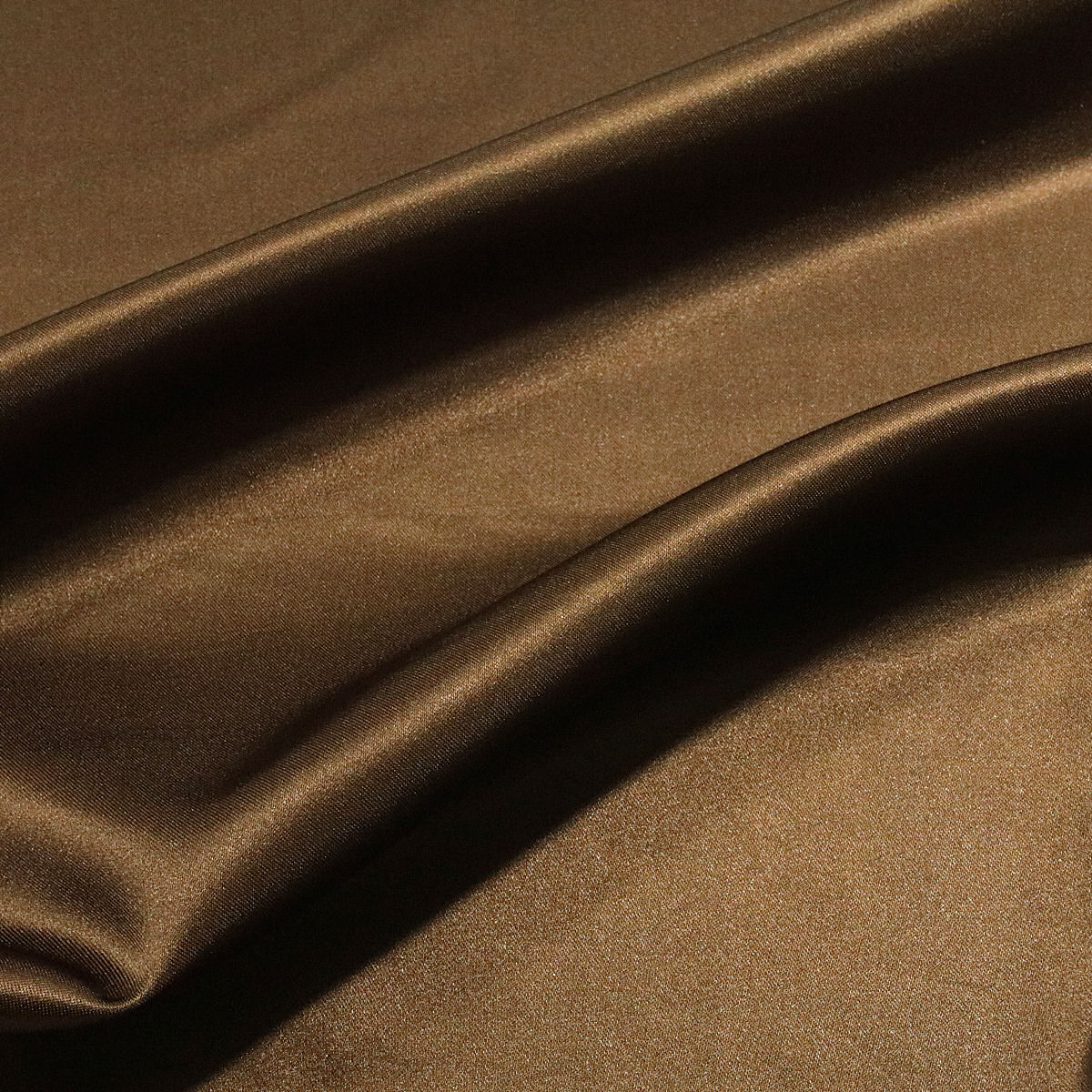 Schwerer Glanz Satin in Braun Schwerer Glanz Satin in Braun