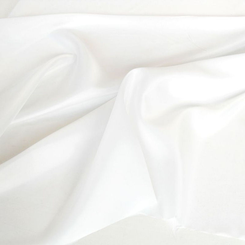 Futterstoff in creme weiß Futterstoff in creme weiß