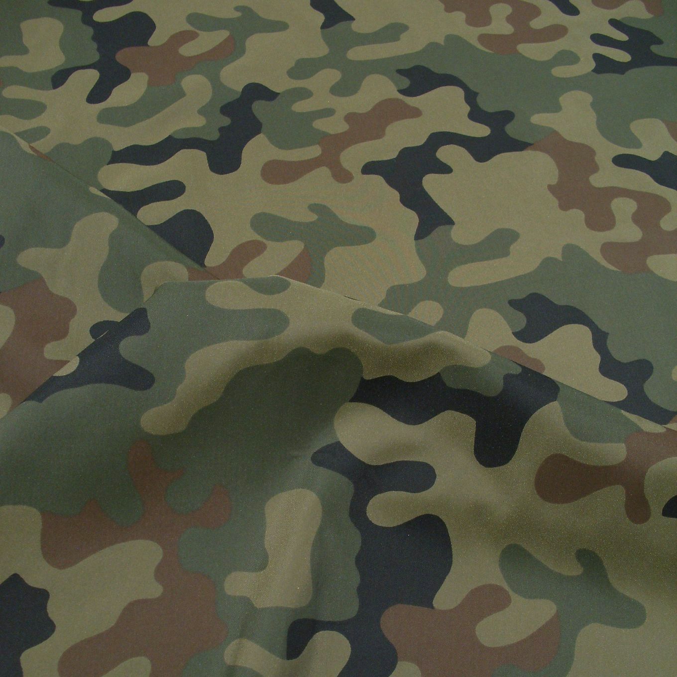 Robuster Camouflage Tarnstoff  Baumwolle-Stoff Armee Flecktarn Meterware Robuster Camouflage Tarnstoff  Baumwolle-Stoff Armee Flecktarn Meterware