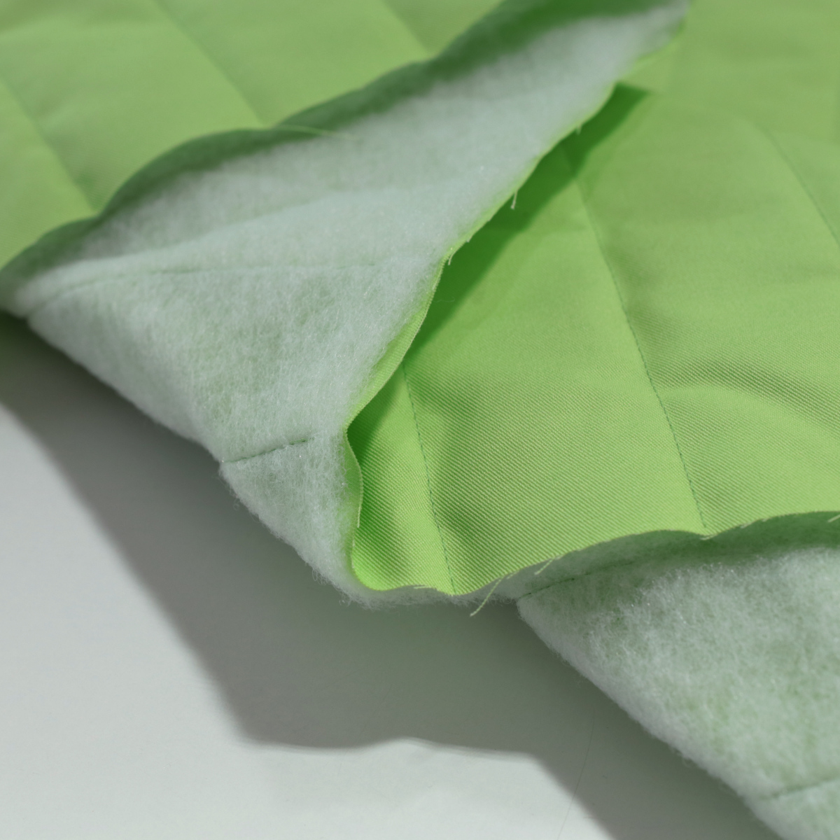 Heu grün Steppfutter weicher wattierter Polster/Bekleidungsstepp Meterware Heu grün Steppfutter weicher wattierter Polster/Bekleidungsstepp Meterware