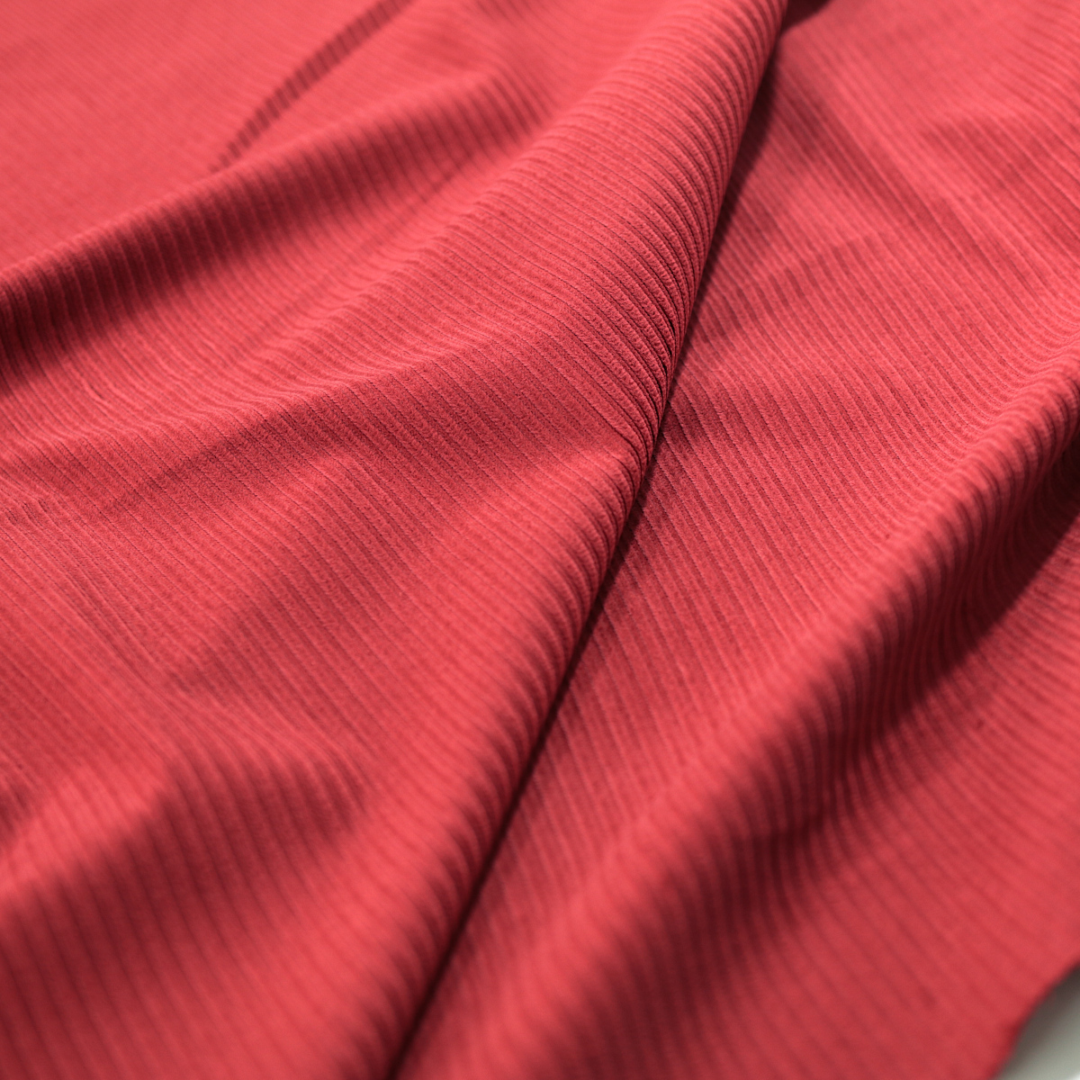 robuster Cord für Hose Jacke Rock weicher Baumwollstoff Cordstoff Meterware - Rot robuster Cord für Hose Jacke Rock weicher Baumwollstoff Cordstoff Meterware - Rot