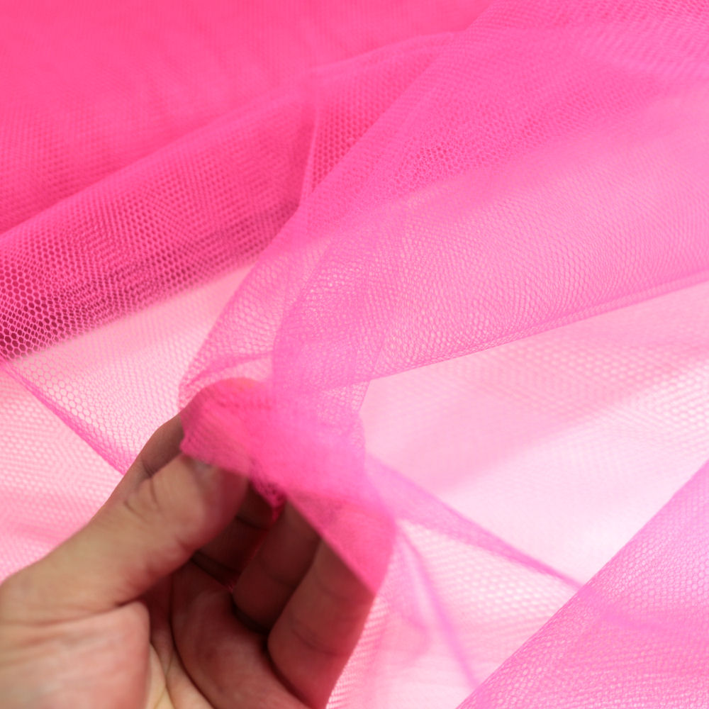 Tüllstoff Meterware 180cm breit Tüll für Kleidung Gardine Vorhang Deko -  Neon Pink Tüllstoff Meterware 180cm breit Tüll für Kleidung Gardine Vorhang Deko -  Neon Pink