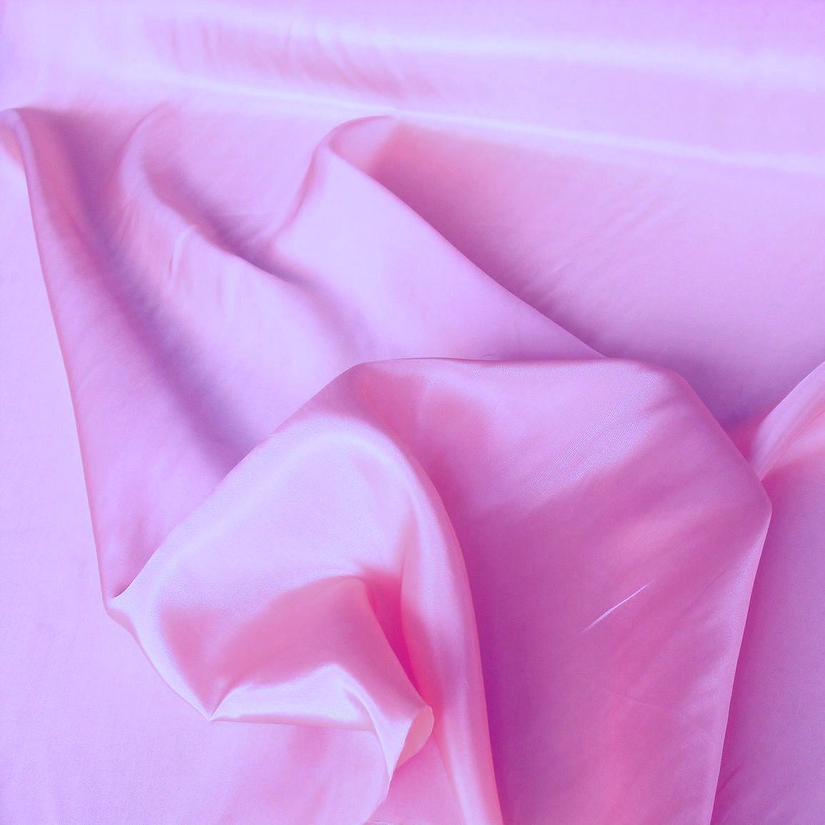 Futterstoff in Alt Rosa