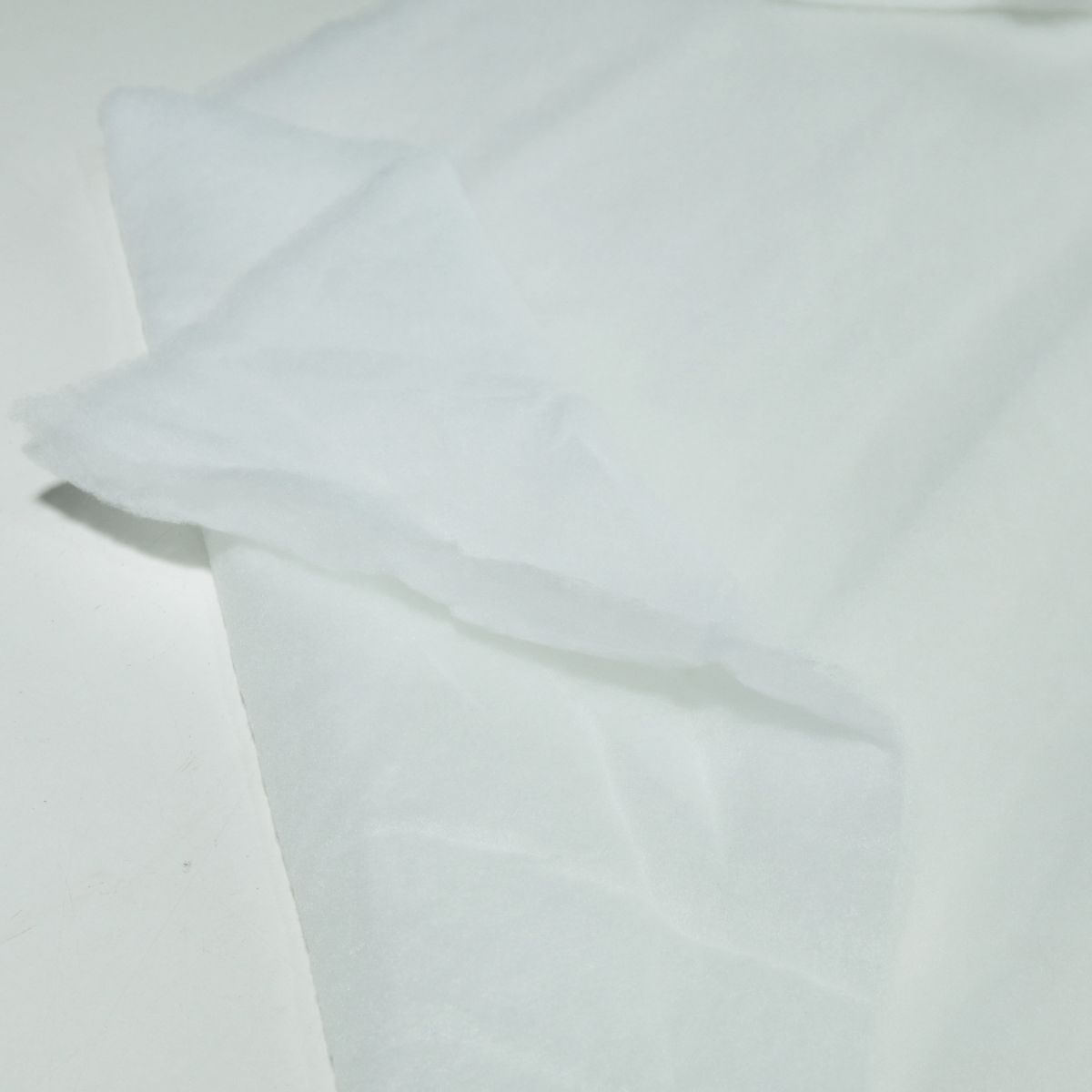 Weicher Bastelfilz Filzstoff 7mm dick Watte ähnlich Weicher Taschenvlies - weiß