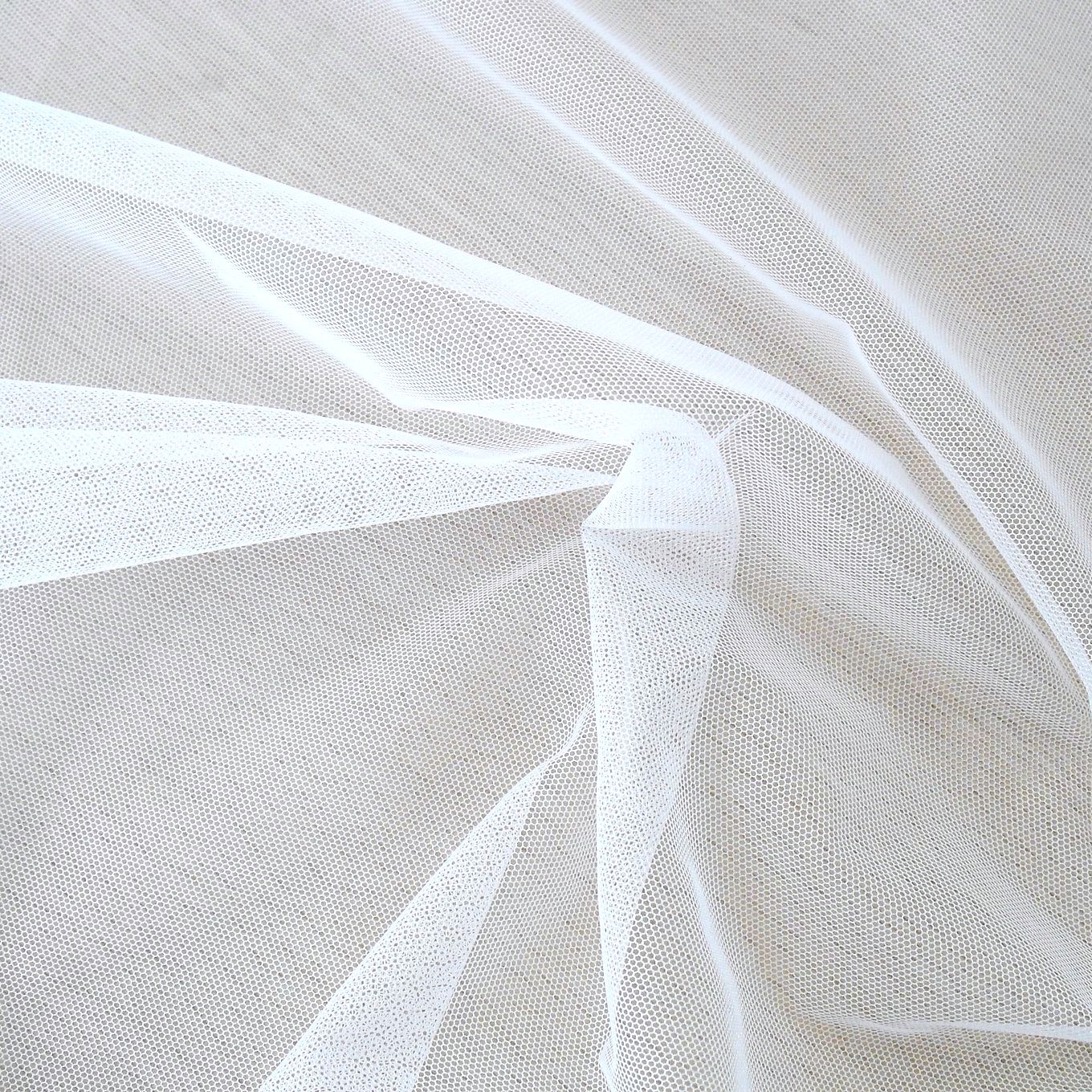 uni Tüllstoff Meterware 300cm breit für Gardine Vorhang Store Hochzeit - weiß