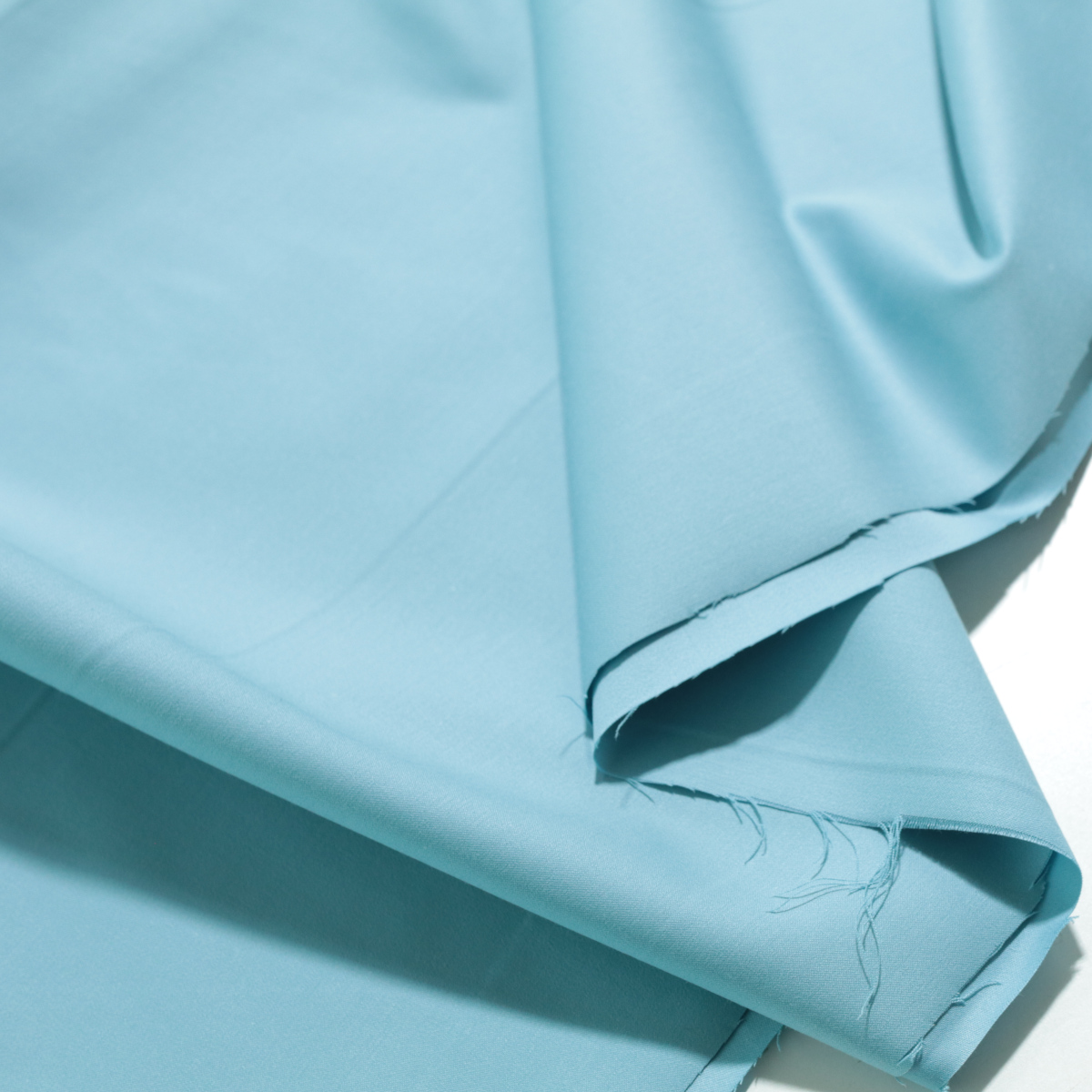 Leicht und Luftiger Baumwoll Batist Sommerstoff Bekleidungsstoff in Türkis Leicht und Luftiger Baumwoll Batist Sommerstoff Bekleidungsstoff in Türkis