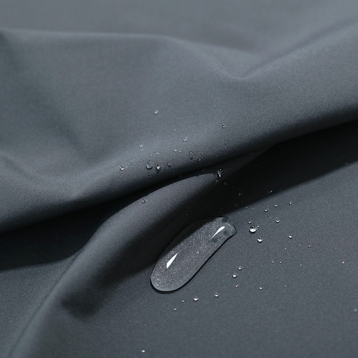 Outdoor Softshell-Stoff mit Fleece Rückseite wasserdicht atmungsaktiv in Grau