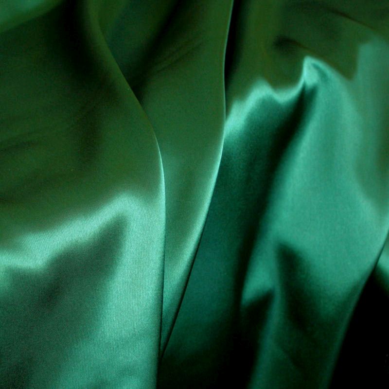 popup_images/shop_satin_dkl_gruen_100129.jpg Glanz Satin Stoff Meterware als Gardinenstoff Kleiderstoff - Dunkel Grün