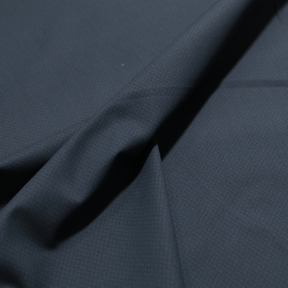 Mittelschwerer Baumwollstoff als Bekleidungsstoff Bezugsstoff in Marine Blau mit Muster