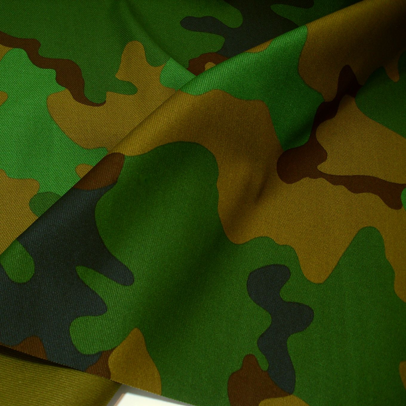 Regenwald Camouflage Stoff robuste Baumwollmischung für Hose Jacke Tarnstoff