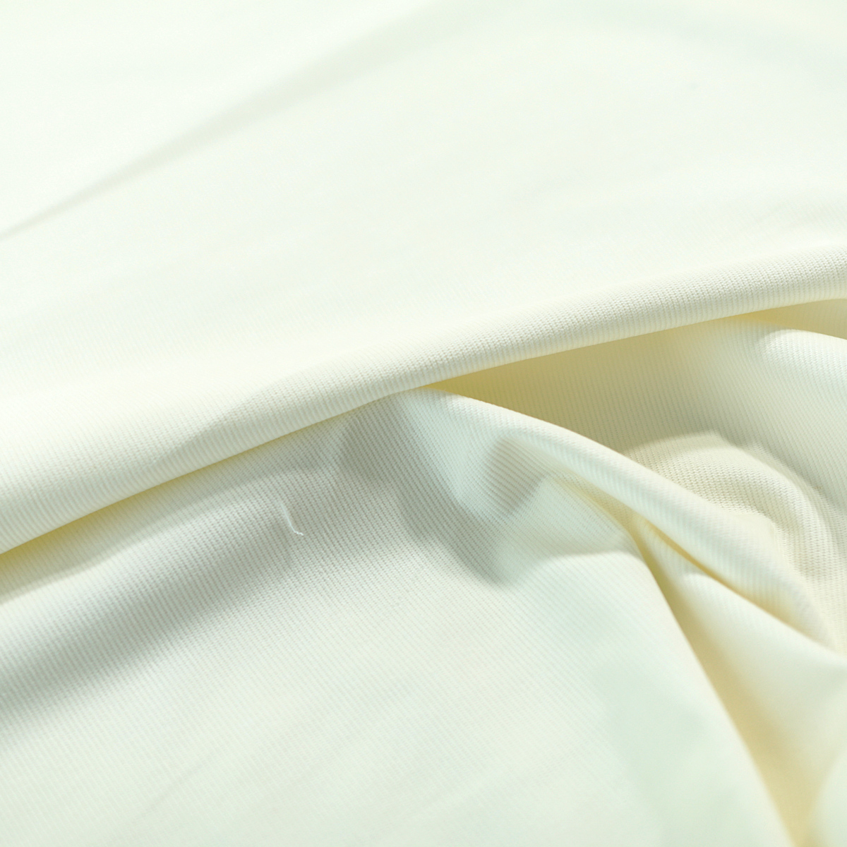 Mikro CORD BaumwollStoff fein samtig weich Bekleidung Jacke Rock Hemd Creme Weiß Mikro CORD BaumwollStoff fein samtig weich Bekleidung Jacke Rock Hemd Creme Weiß
