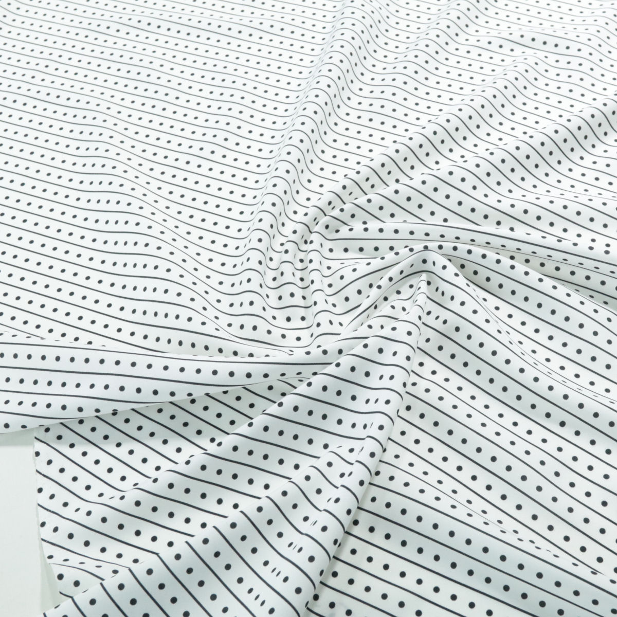 Edel Futterstoff als Fütterung für Sakkos Jeanshosen Röcke und Kleider als Meterware Edel Futterstoff als Fütterung für Sakkos Jeanshosen Röcke und Kleider als Meterware