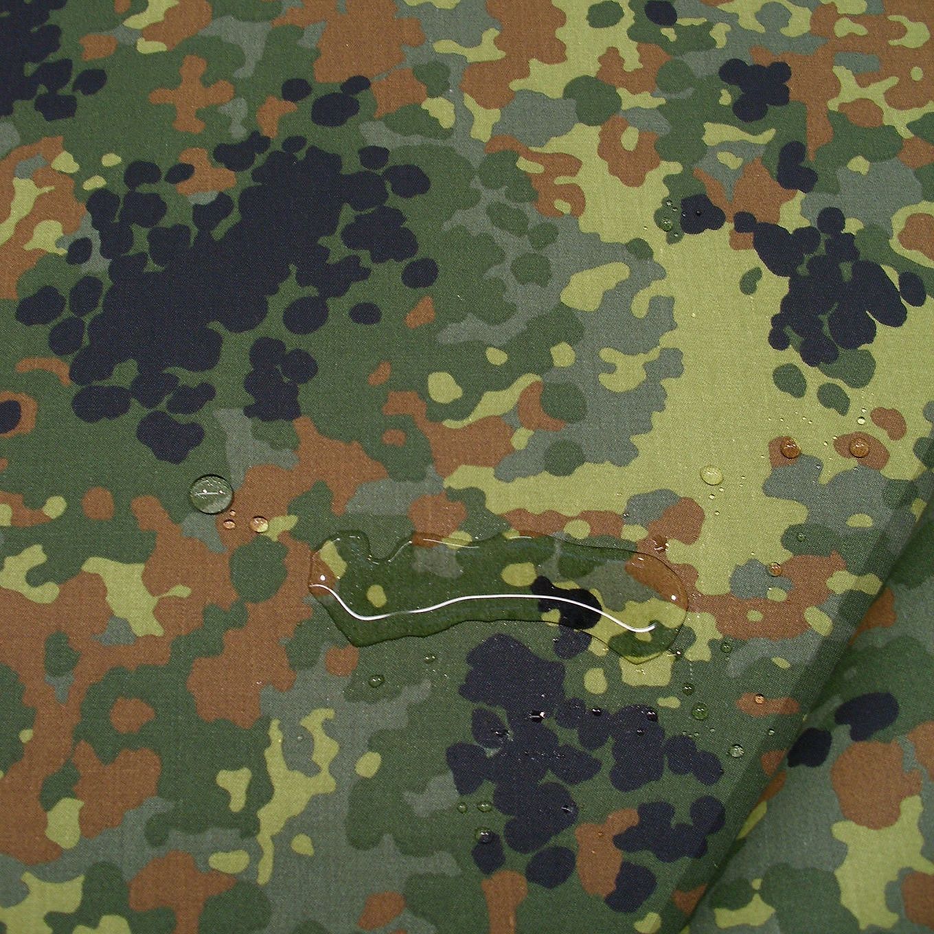 Bundeswehr Segeltuch wasserdicht für Zelt Plane Camouflage Tarnstoff Armeestoff Bundeswehr Segeltuch wasserdicht für Zelt Plane Camouflage Tarnstoff Armeestoff