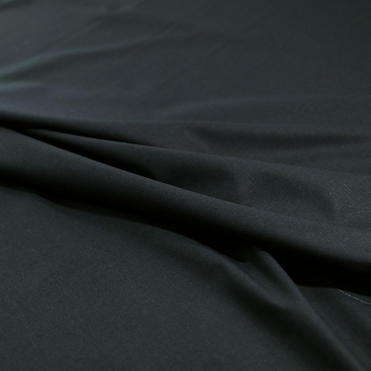 schwarzer Baumwollstoff für Hose Jacke Kleid Rock Gardine Bettwäsche Kissenbezug Meterware