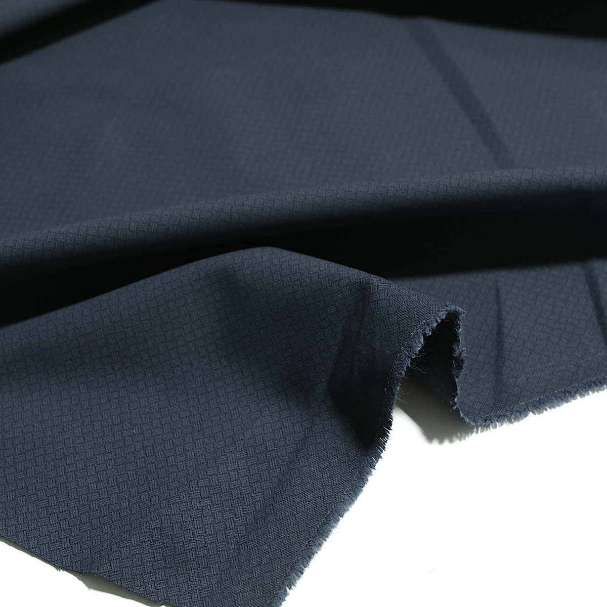 Mittelschwerer Baumwollstoff als Bekleidungsstoff Bezugsstoff in Marine Blau mit Muster