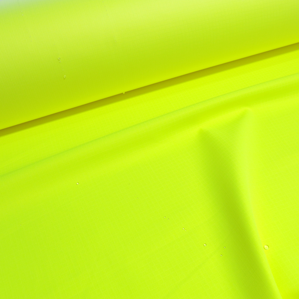 Wasserdichter Ripstop Outdoor Stoff für Regenjacken mit Ripstop Bindung