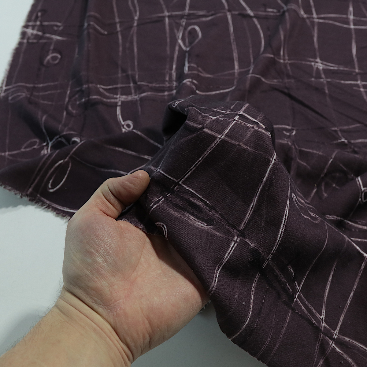 Baumwoll-Jersey in Dunkel Lila mit weißen Streifen Sommer Jersey für Kleider und Shirts